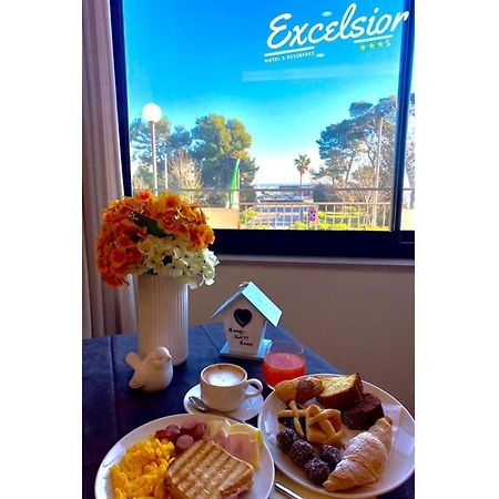 Hotel Excelsior Montesilvano Marina Buitenkant foto